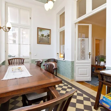 Apartment App 2